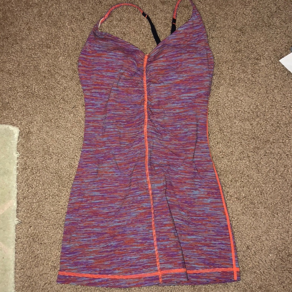 Lululemon tank 2